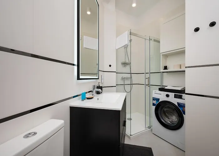 Heart Of By Bookinghost Varšava