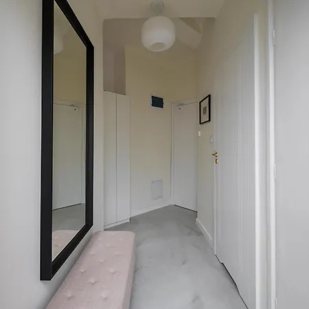 Heart Of By Bookinghost Apartment Warschau